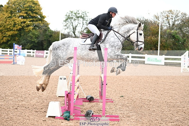 241023A-112020-00521 - Cls 1 British Novice and 90cm Open