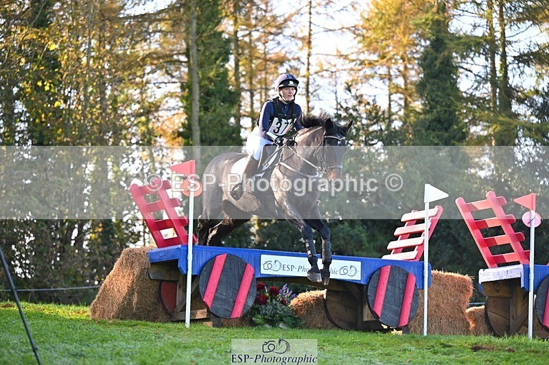 241026-111234-11901 - 372-Michelle.Newnham-LOUIS.HS