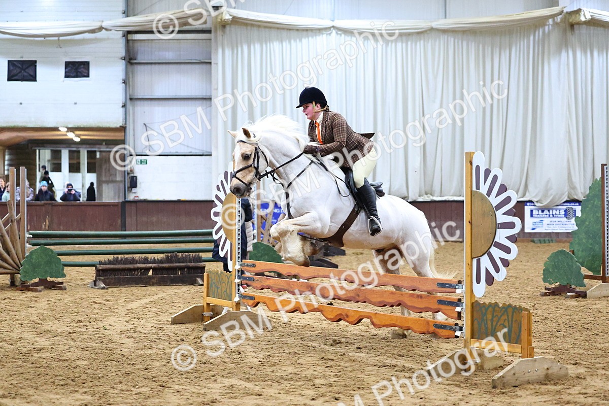 SBM_003616 - Class 37 - 80cm Training Stakes