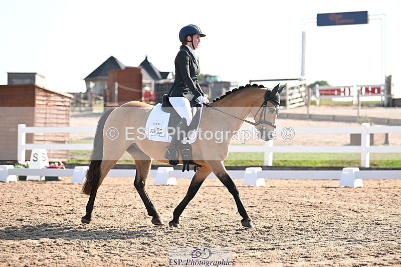 250816-094339-02954 - 065-Nicky.TurriffMyshall.Robby