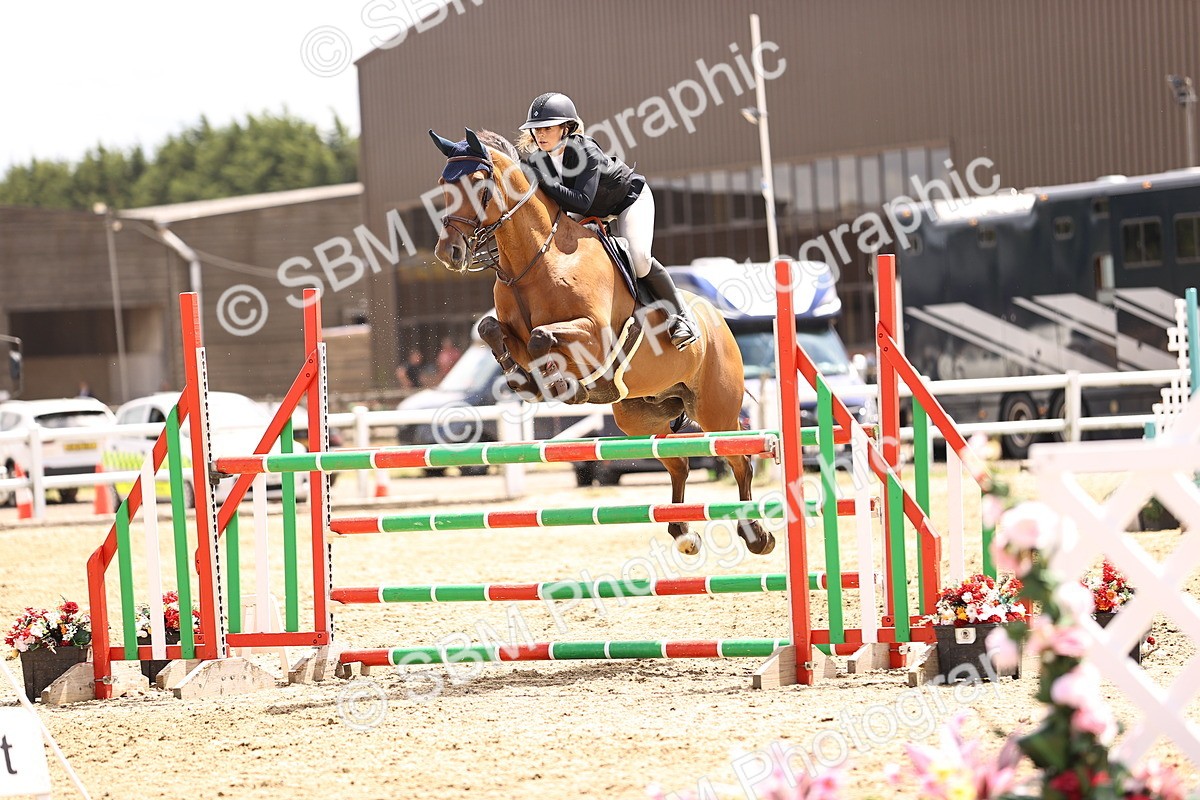 SBM_003759 - Class 22 - Senior Foxhunter 1.20m