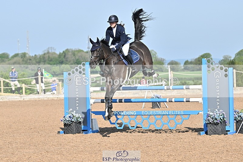 240509A-091102-00466 - Cls 8 Foxhunter