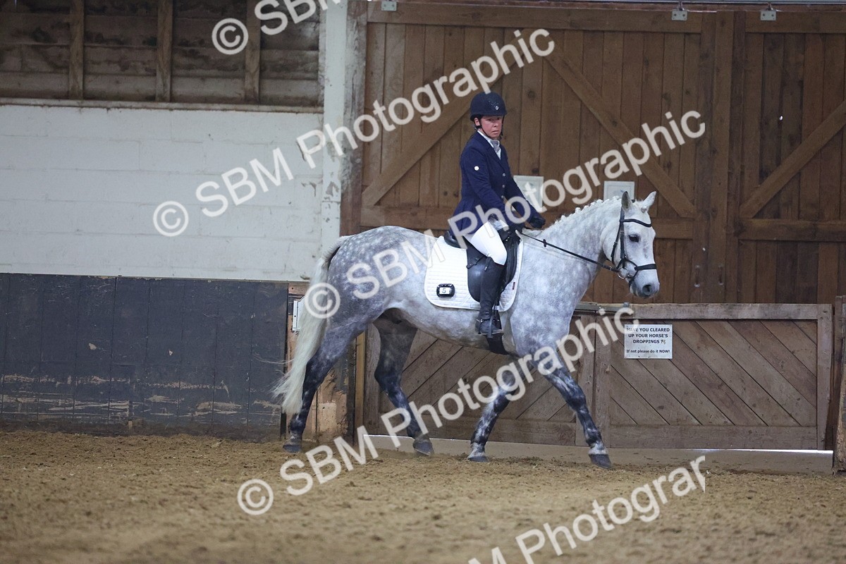 SBM_003036 - Class 9-10 - MQ U21 Open Novice 1