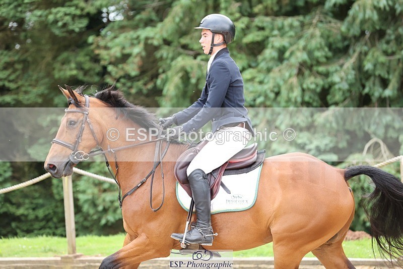 240711-124738-27306 - Cls 122 1.10m Amateur Quali