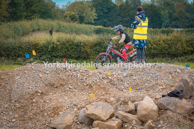 DSCF0554 - Ripon MC Trial 27/09- kids