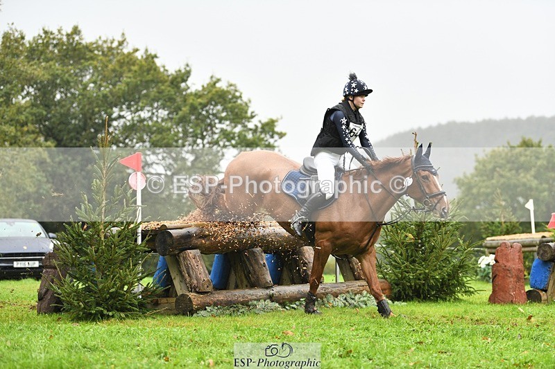 231021-104455-14205 - 643-MIH.TOPGUN-Ellie.Nicholson-SC+XC