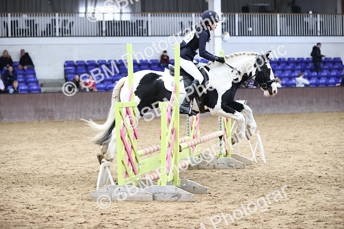 SBM_001534 - Class 5 - Henlow Veterinary Hospital 70cm