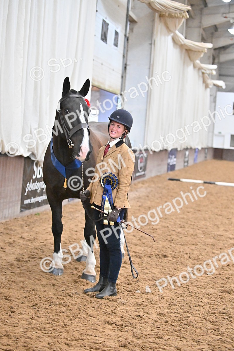 SBM_000797 - Class 16 - In Hand Showing Supreme Championships