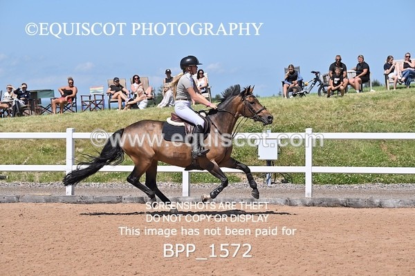 BPP_1572 - THU CLASS 3 Scottish Branch North West Junior Championship **Viewing/Selection class for 148 teams**