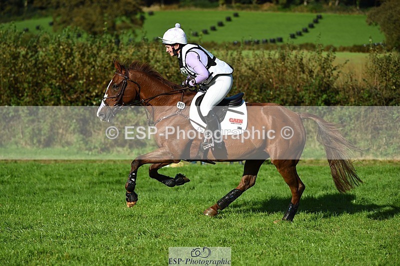 231022-144024-30243 - 305-CHILLI.KNIGHT-Gemma.Stevens-XC