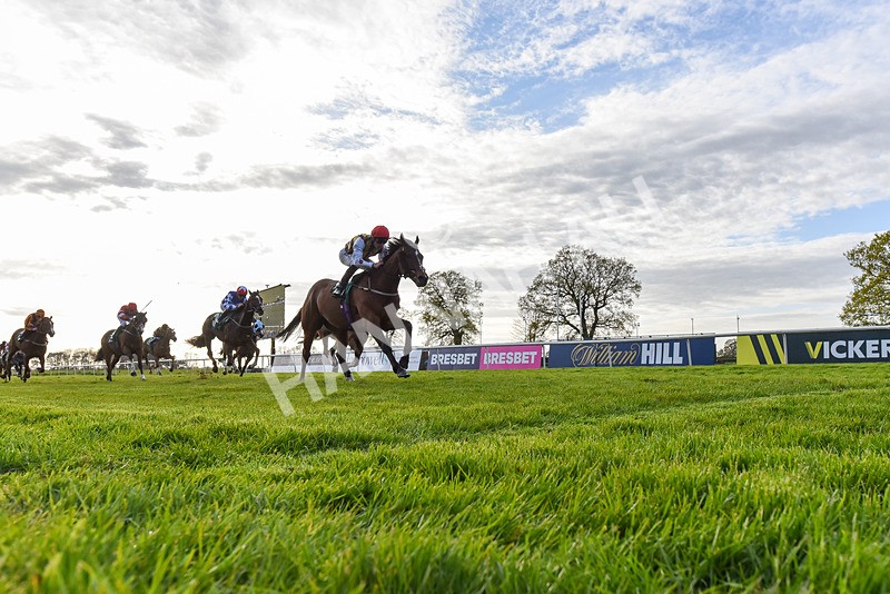 200424-Race 6-Gulliver-3289 - Race 6