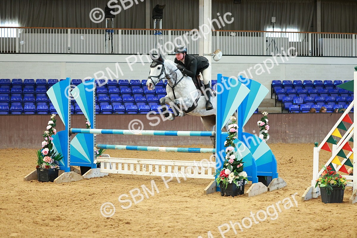 SBM_006930 - Class 18 - Senior 1.05m