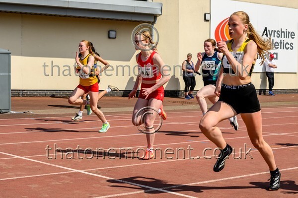 West25Sat-919572 - Track Female Set One