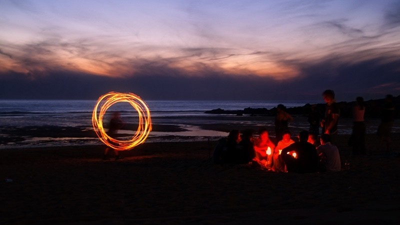 Beach BBQ Fire Dancer 0067 - Fire Element