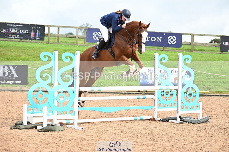 240908A-134330-04076 - Cls 15 U21 Intro 90cm-1.00m  Team Comp