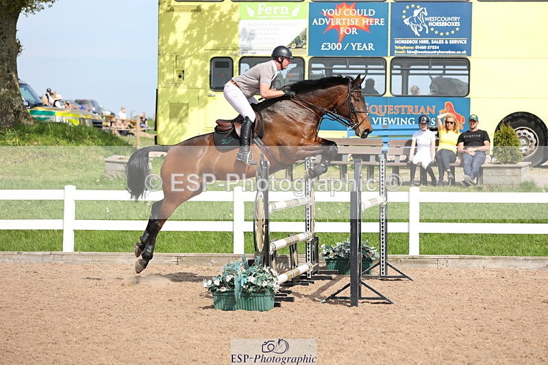 240510A-155808-09020 - Cls 18 1.10m National Am Quali and Open