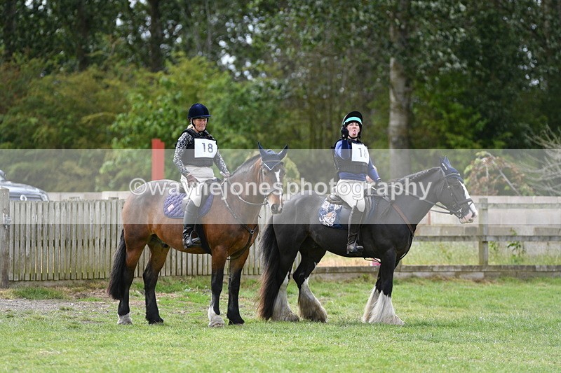 WJ5_2776 - Class 3 60cm Pairs