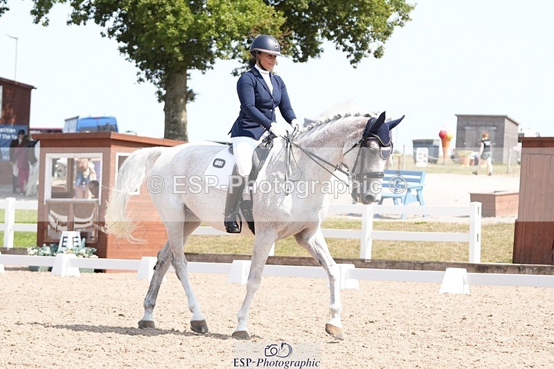 250817-124909-09177 - 156-Layla.Ambersley-BroadbentGalwaybay.Buddy