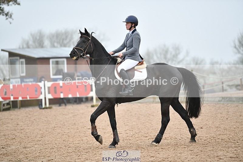 241102A-112017-04265 - SAT Cls 9 British Novice and 90cm Open