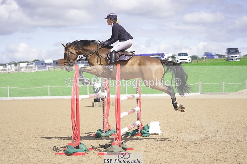 230806A-124412-02052 - Cls 14 Snr Foxhunter & 1.20m Open