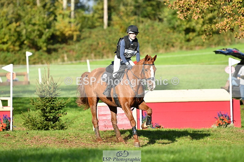 251025A-151503-21771 - G-560-Josie.Dix