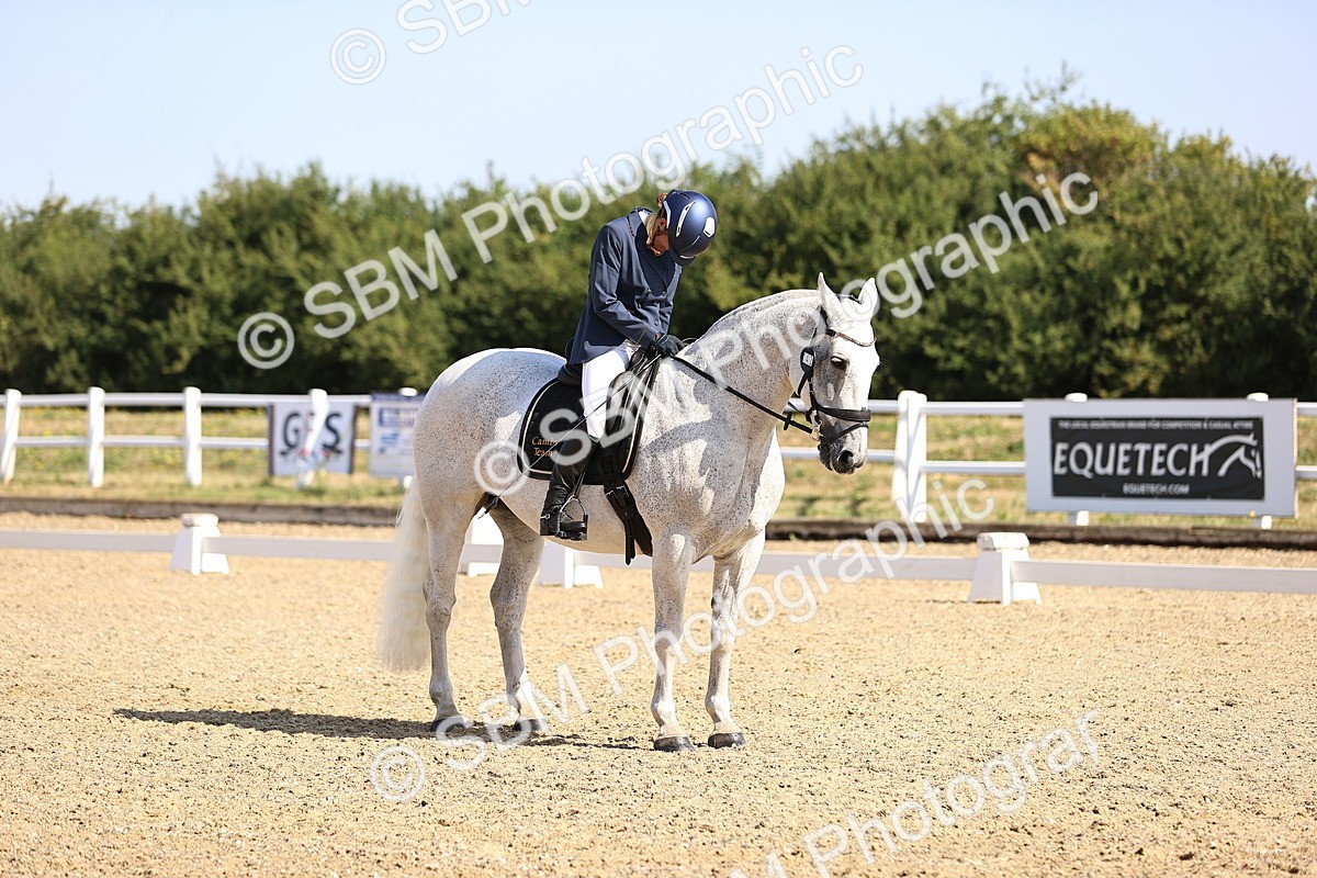 SBM_008710 - Novice 5 - 08.30-9.33