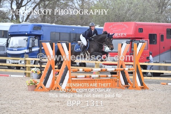 BPP_1311 - CLASS 15 SAT Senior BritiNovice/ 90cm Open