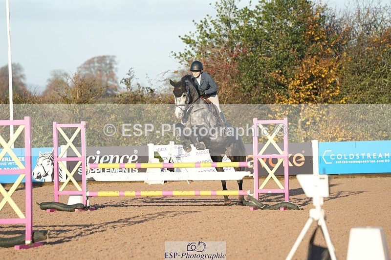 251108-083210-01760 - Cls 9 British Novice and 90cm Open