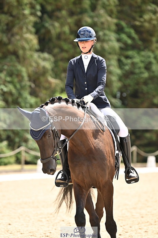 250808A-154542-01423 - 059-Emily.RowlandNewton.Dagenham