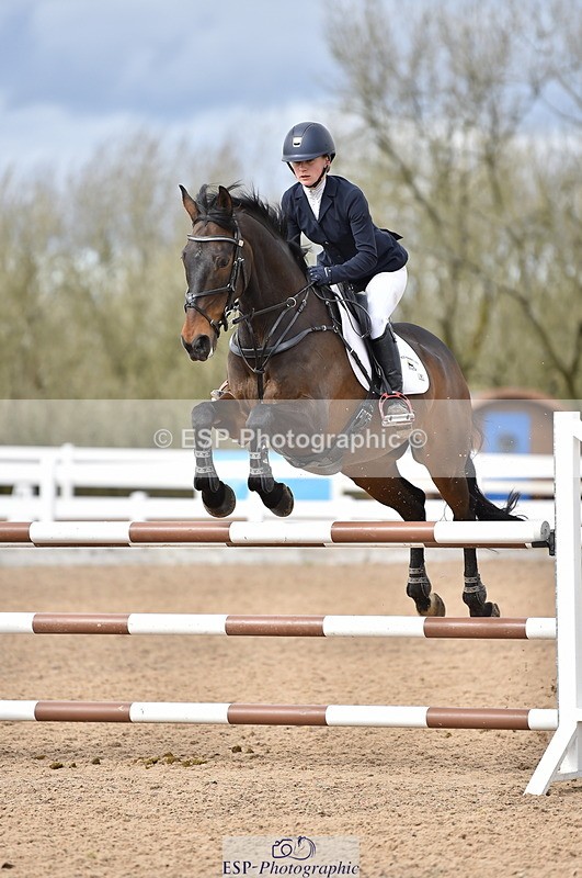 240403A-152850-00987 - Cls 5 Foxhunter and 1.20m Open