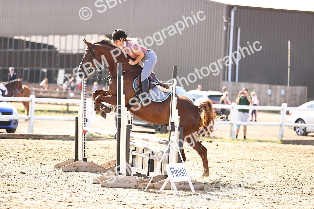SBM_005600 - Class 9 - Senior British Novice - 90cm