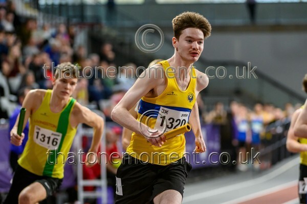 CEREL-924100 - Track Male Set One