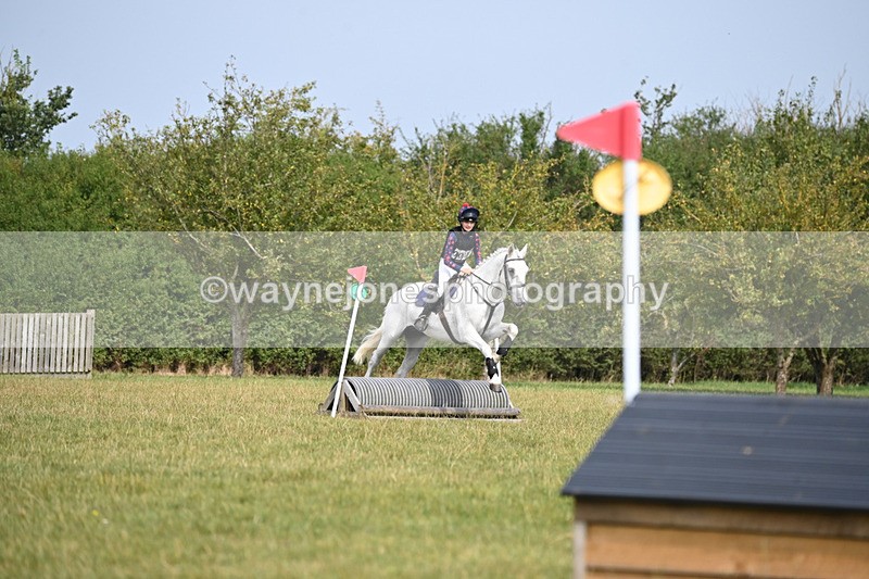 WJ6_1067 - 60cm XC Time 12:34 to 12:54