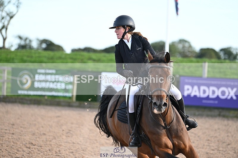 240913A-171113-05307 - Cls 19 Snr 1m Open Speed Derby