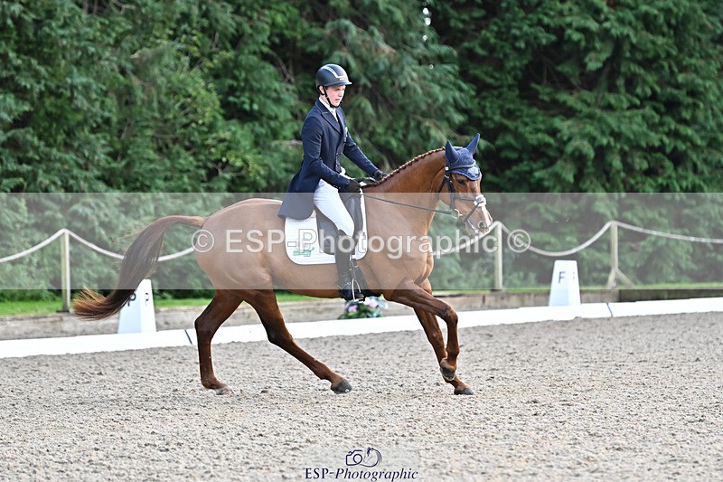 241023-163236-00968 - 017-Louis.Pern-CLASSICTOP.MISS.VIVIENNE