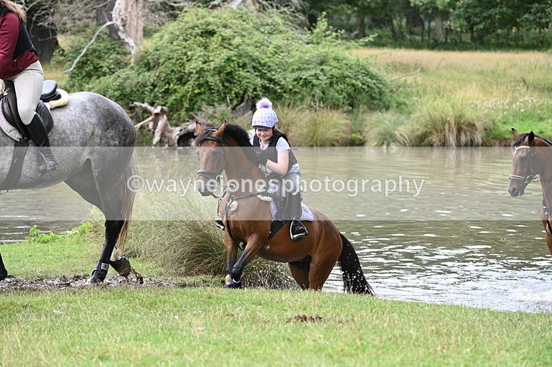 WJ7_3349 - Time at Water 12:15 to 12:50