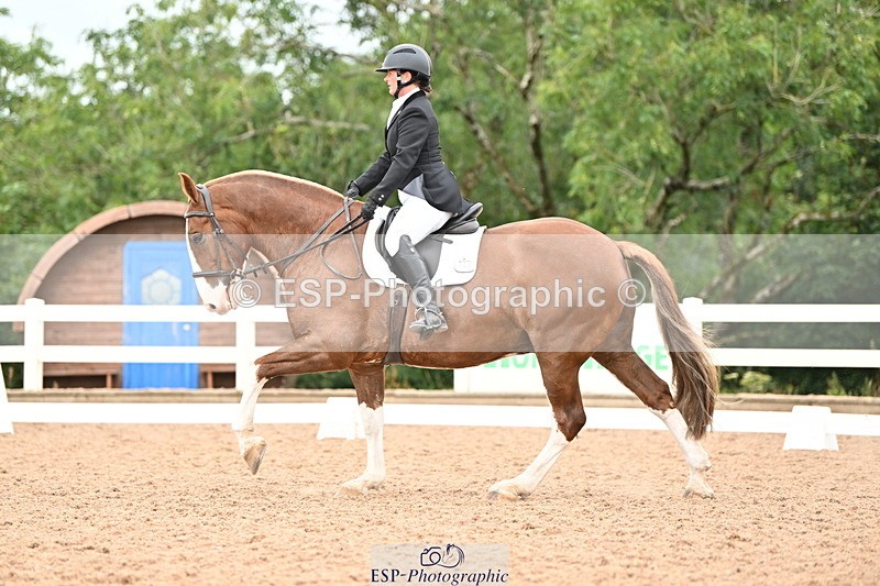 240817A-143638-09497 - 140-Kirsty.Clackworthy-Stitch.1