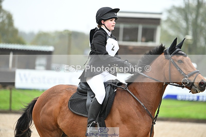 250418A-125936-00860 - UnAff 60cm