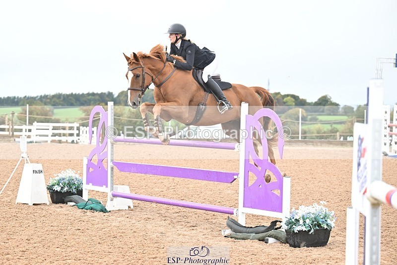 251003-132828-01124 - Cls 3 Foxhunter and 1.20m