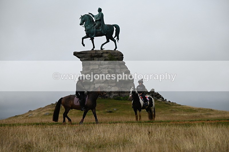 DSC_1875 - Time at Statue 12:13 to 12:32