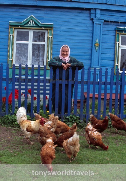 Smiling Woman, Russia - Smiling faces of the World