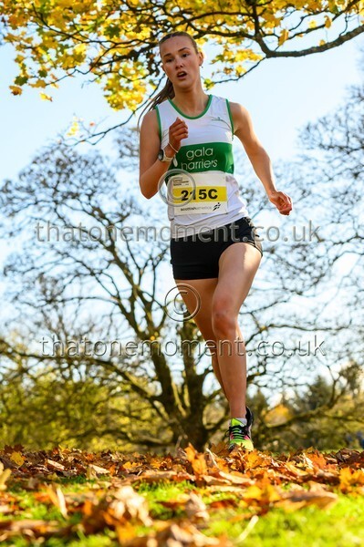 NatRel25-915702 - Senior Female Set Three