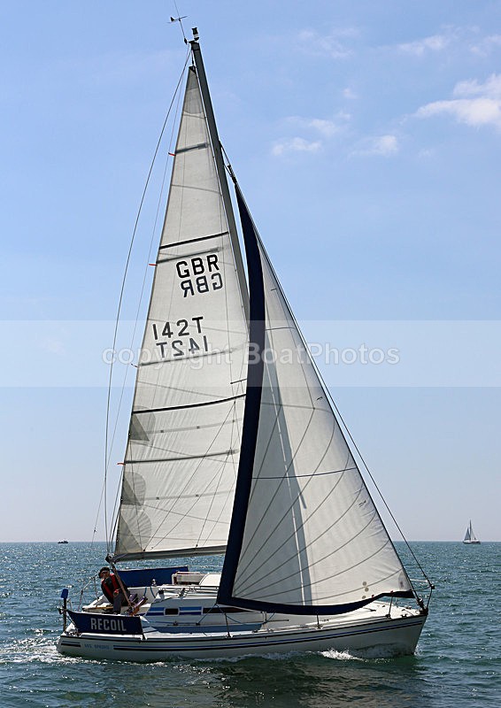 130526 RECOIL GBR142T WT7A4384 - Sailboats - monohull