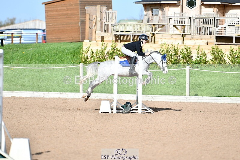 241026A-130955-01450 - SAT Cls 30 Stepping Stones 128+138