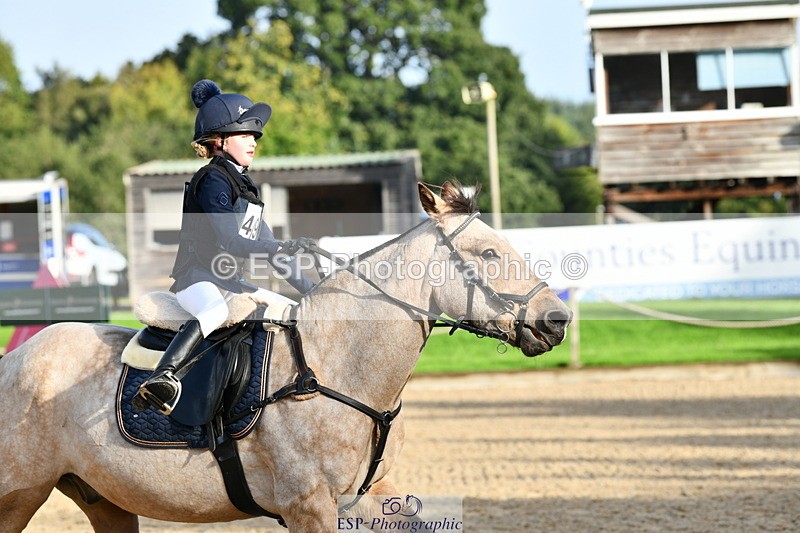 251004A-094716-00246 - Classes 1-2-3 40cm