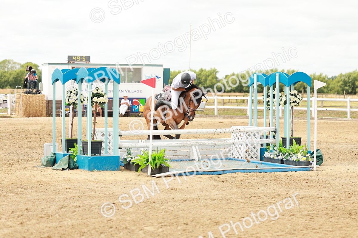 SBM_018305 - Class 21 - Senior Newcomers Championship 2d Rd