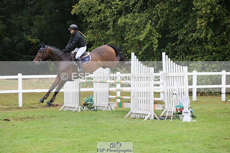 250830A-142646-06989 - Cls 16 Snr Newcomers and 1.10m Open