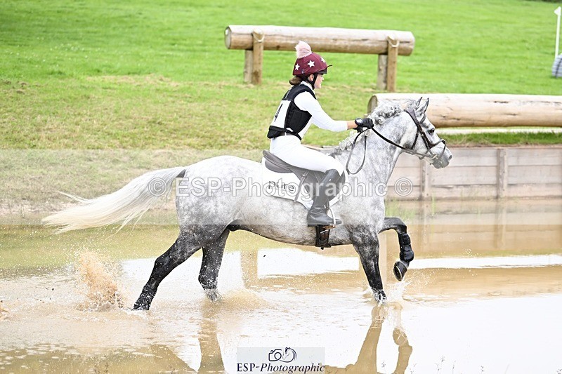 240803-123238-04384 - 074-Claudia_Groves-QUICKSILVER