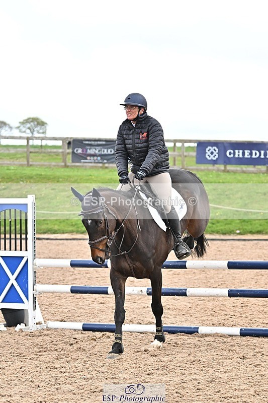 250414-113614-00597 - 90cm Round 1