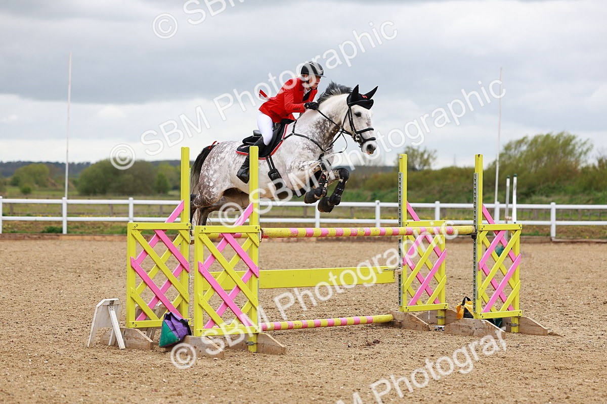 SBM_002609 - Class 11 - Senior Foxhunter - 1.20m